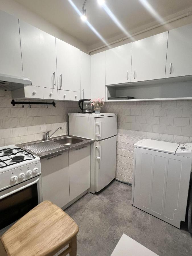 Studio Near To The Airport - E. Rewolucyjnej 9m54 *